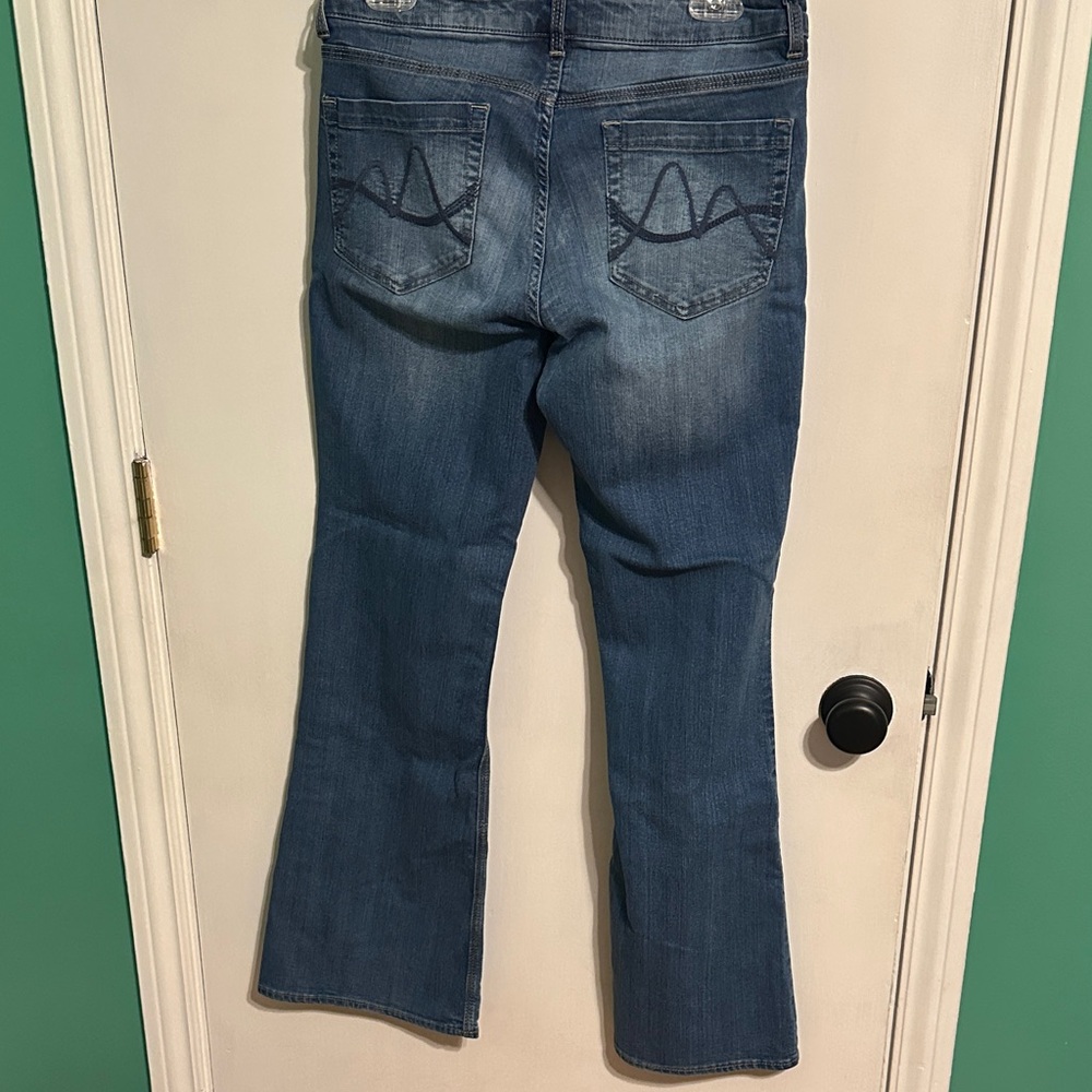 New York & Company Blue Flare Jeans size 8‎ - Picture 6 of 6